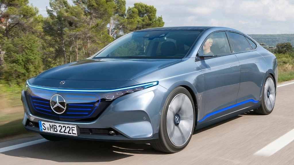 Mercedes EQE