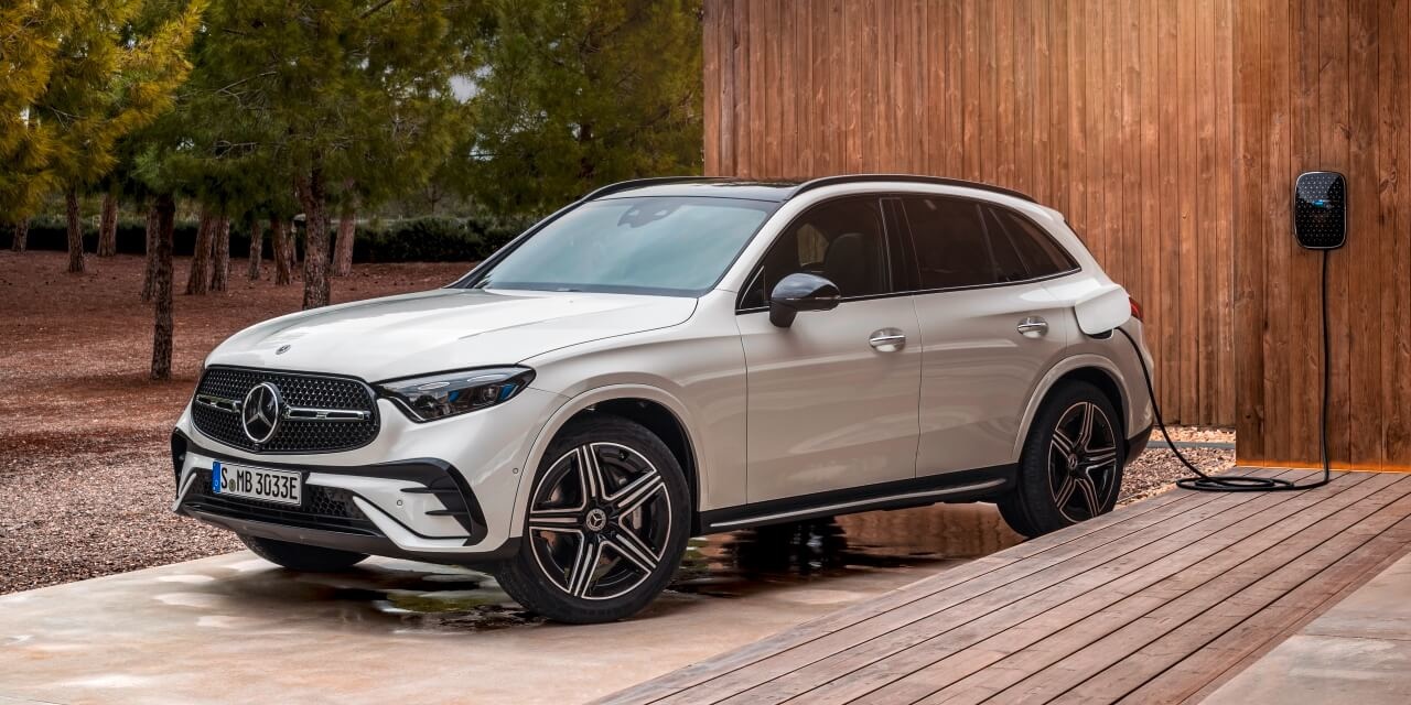 ¿Ahorras con un coche híbrido?