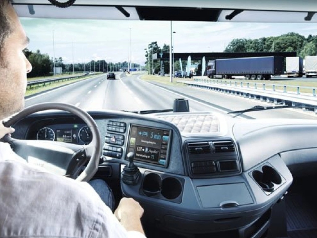 Estas son la infracciones frecuentes entre conductores profesionales