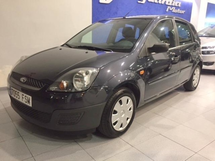 Ford Fiesta 1 3 Ambiente 51 Kw 70 Cv Con Ref