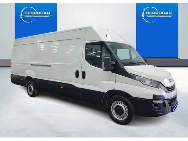 Iveco Daily Furgon 35S 16 V 3000/H1 115 kW (156 CV) Vehículo usado en Sevilla