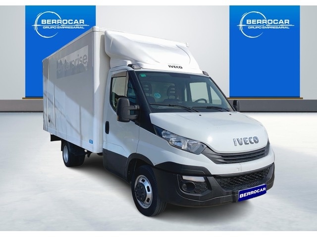 Iveco Daily Furgon 35C 16S V 3520/H1 115 kW (156 CV) Vehículo usado en Sevilla