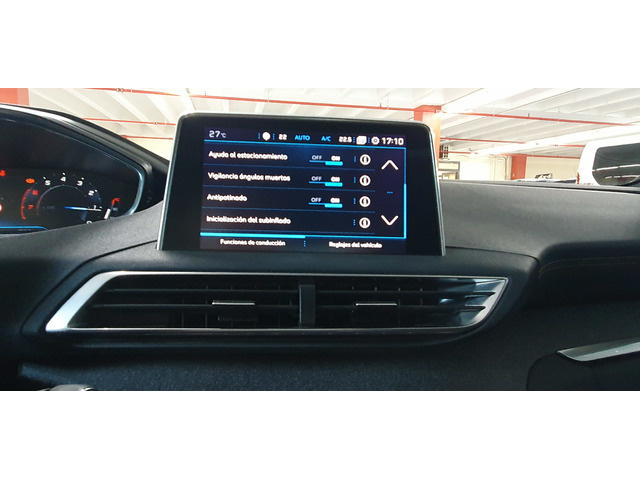 Peugeot3008 PureTech 130 S&S GT Line 96 kW (130 CV) Vehículo usado en Barcelona - 25