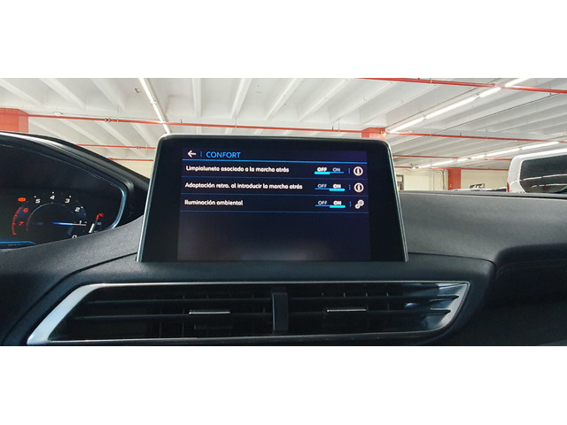 Peugeot3008 PureTech 130 S&S GT Line 96 kW (130 CV) Vehículo usado en Barcelona - 28