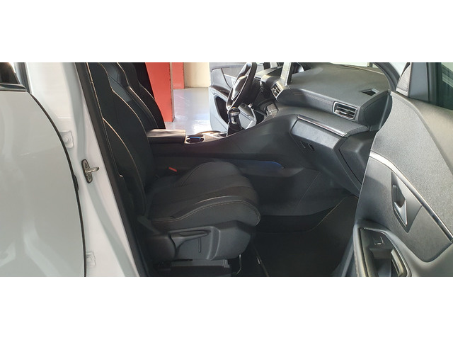 Peugeot3008 PureTech 130 S&S GT Line 96 kW (130 CV) Vehículo usado en Barcelona - 37