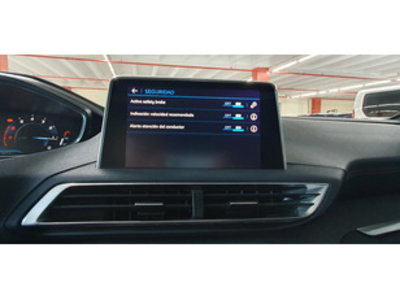 Peugeot 3008 PureTech 130 S&S GT Line 96 kW (130 CV) Peugeot 3008 PureTech 130 S&S GT Line 96 kW (130 CV)
