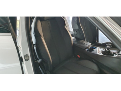 Peugeot 3008 PureTech 130 S&S GT Line 96 kW (130 CV) Peugeot 3008 PureTech 130 S&S GT Line 96 kW (130 CV)