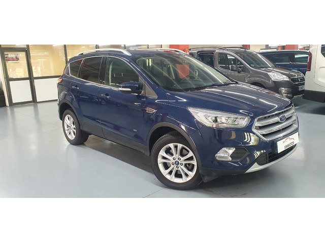 FordKuga 1.5 EcoBoost S&S Titanium 4x4 Auto 129 kW (176 CV) Vehículo usado en Barcelona - 3
