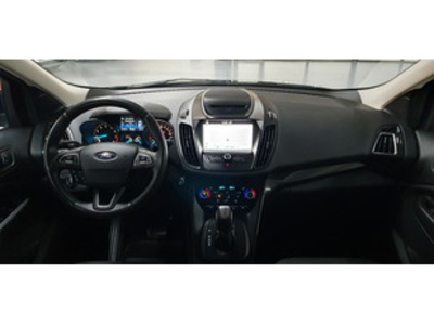 Ford Kuga 1.5 EcoBoost S&S Titanium 4x4 Auto 129 kW (176 CV) Ford Kuga 1.5 EcoBoost S&S Titanium 4x4 Auto 129 kW (176 CV)