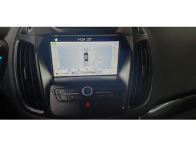 Ford Kuga 1.5 EcoBoost S&S Titanium 4x4 Auto 129 kW (176 CV) Ford Kuga 1.5 EcoBoost S&S Titanium 4x4 Auto 129 kW (176 CV)
