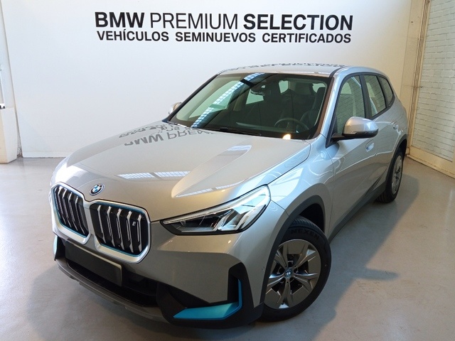 BMWiX1 xDrive30 230 kW (313 CV)