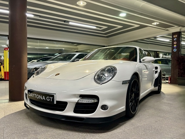Porsche 911 Turbo Coupe 353 kW (480 CV) Vehículo usado en Madrid