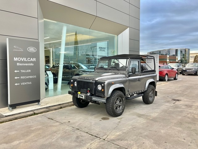 Land Rover Defender 2.4 D 90 SW S 90 kW (122 CV)