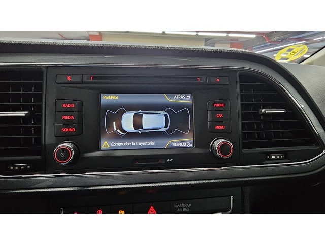 SEATLeón 2.0 TDI FR 103 kW (140 CV) Vehículo usado en Barcelona - 15