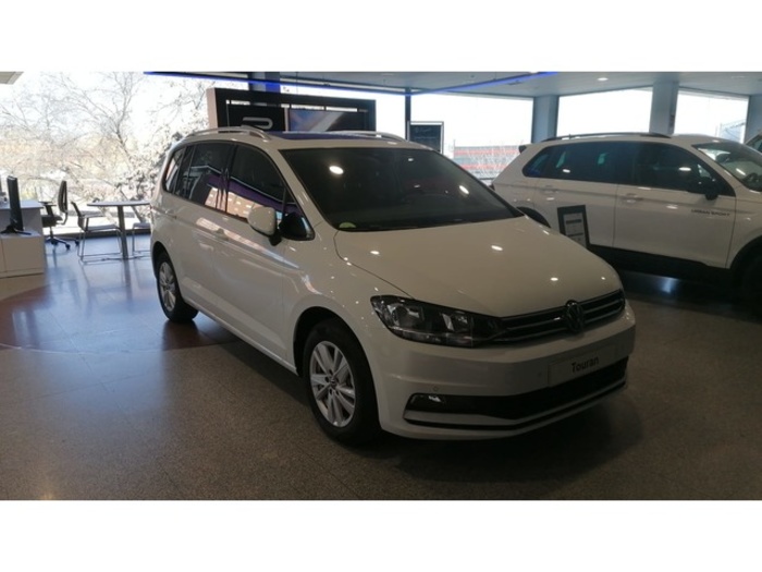 Volkswagen Touran Advance 2.0 TDI 110 kW (150 CV) DSG Vehículo nuevo en Badajoz - 1