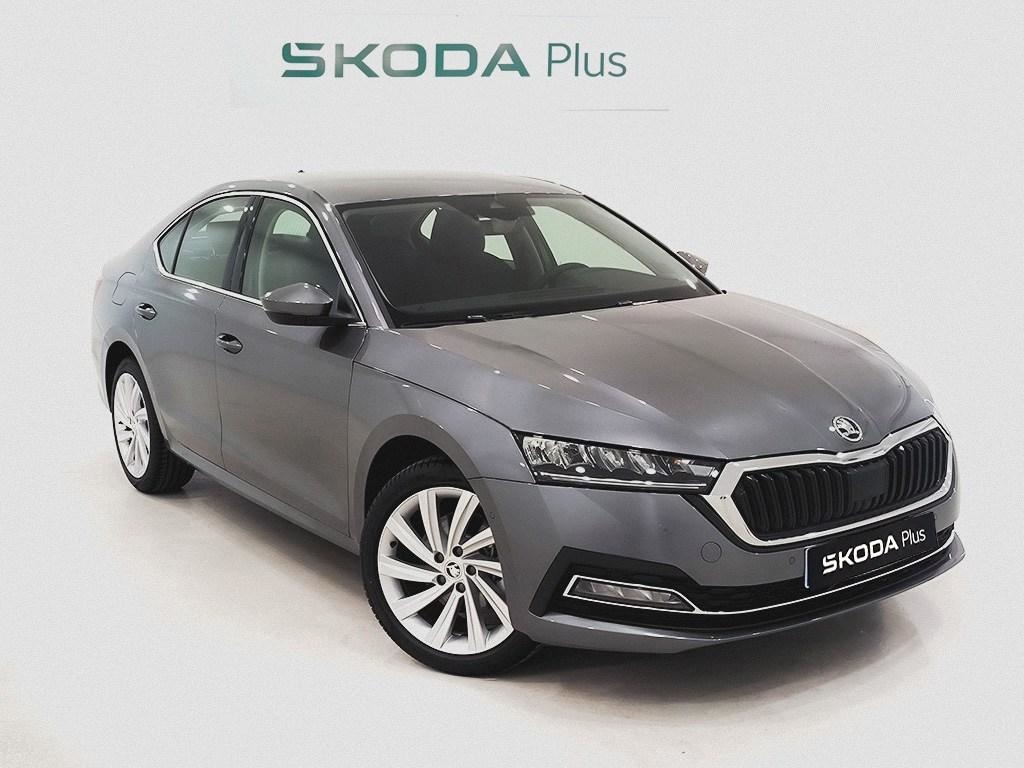 Skoda 1.4 TSI iV P-HEV Selection DSG 150 kW (204 CV) Octavia 1