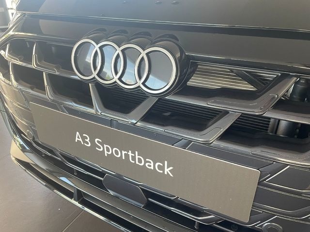 Audi A3 Sportback S line 35 TFSI 110 kW (150 CV) S tronic - CENTROWAGEN - 1