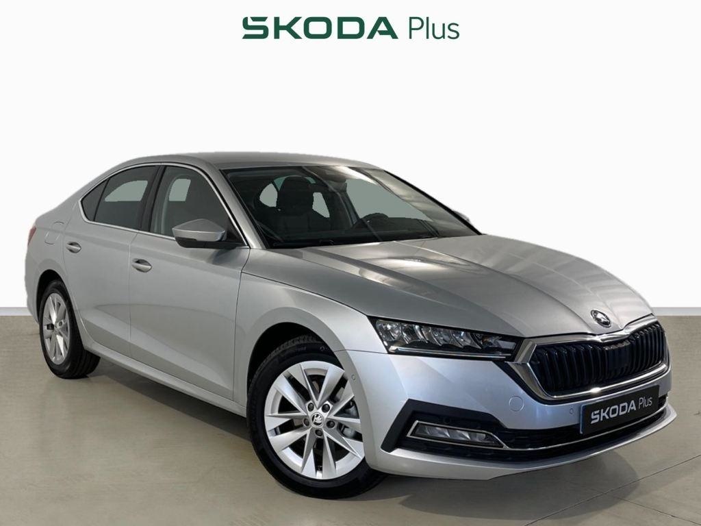 Skoda Octavia 1.5 TSI m-HEV Selection DSG 110 kW (150 CV)