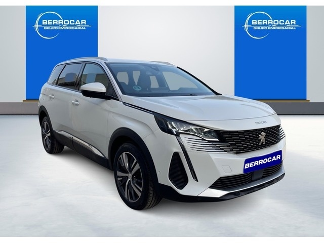 Peugeot 5008 PureTech 130 S&S Allure 96 kW (130 CV) Vehículo usado en Sevilla