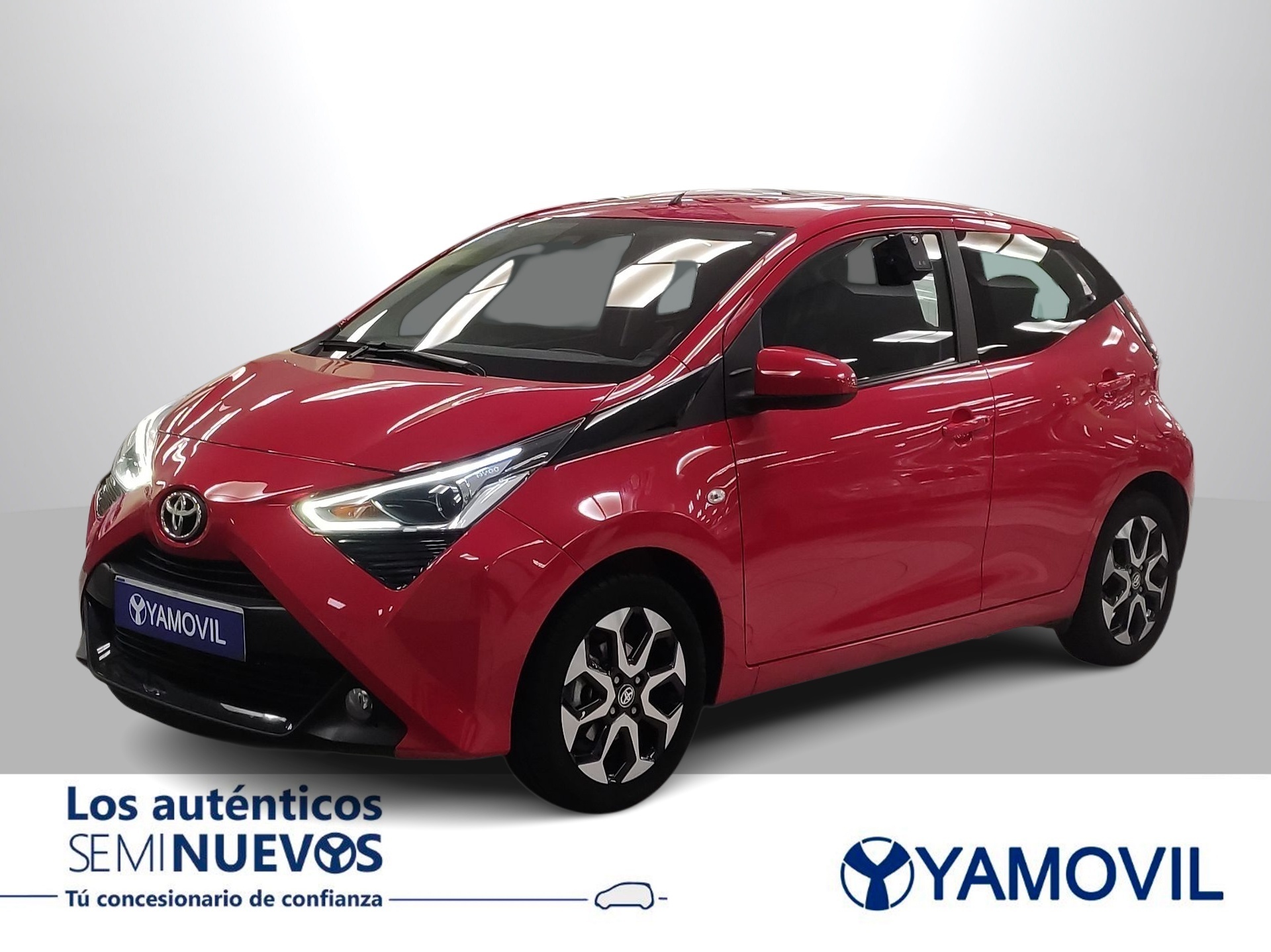 Toyota Aygo 1.0 70 x-play 53 kW (72 CV) Vehículo usado en Madrid - 1