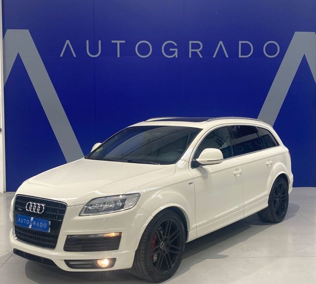 Audi Q7 4.2 TDI quattro DPF 240 kW (326 CV) tiptronic Vehículo usado en Málaga