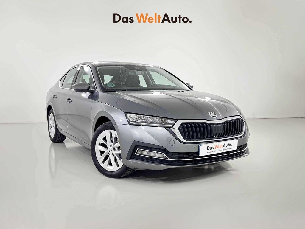 Skoda Octavia 2.0 TDI Selection DSG 110 kW (150 CV) 8