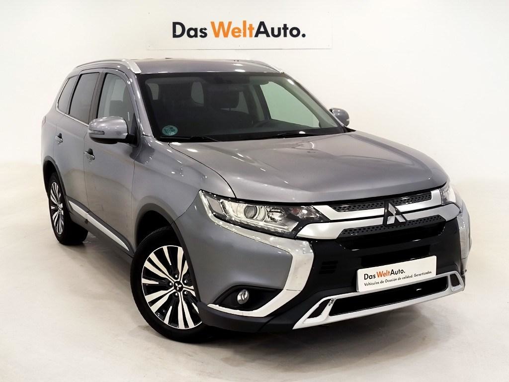 Mitsubishi 200 MPI Motion 2WD CVT 110 kW (150 CV) Outlander 1