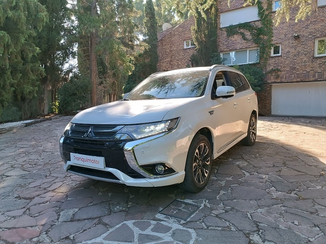 Mitsubishi Outlander 2.0 PHEV Kaiteki 4WD Auto 149 kW (203 CV) 7