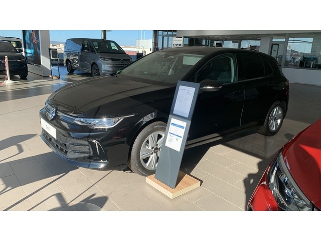 Volkswagen Golf 1.5 TSI 85 kW (116 CV) - CENTROWAGEN - 1