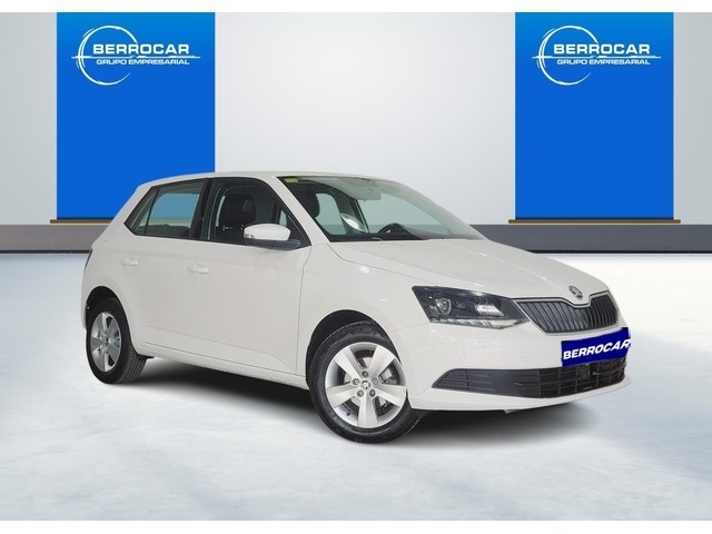 Skoda Fabia 1.0 MPI Like 55 kW (75 CV) Vehículo usado en Sevilla