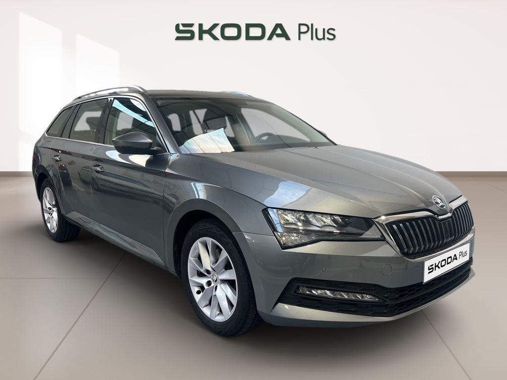 Skoda Superb Combi 2.0 TDI Ambition DSG 110 kW (150 CV) Vehículo usado en Guadalajara