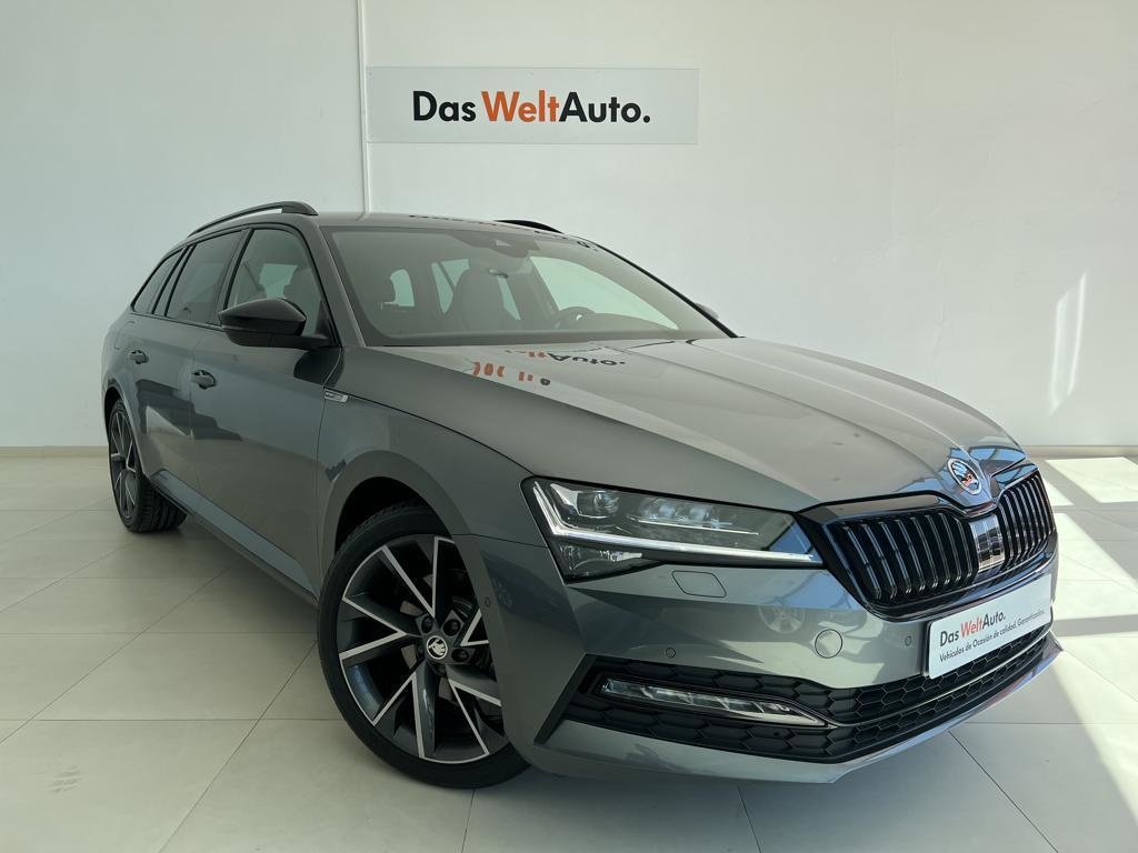 Skoda Superb Combi 2.0 TDI Sportline DSG 110 kW (150 CV) KM0 en Guadalajara