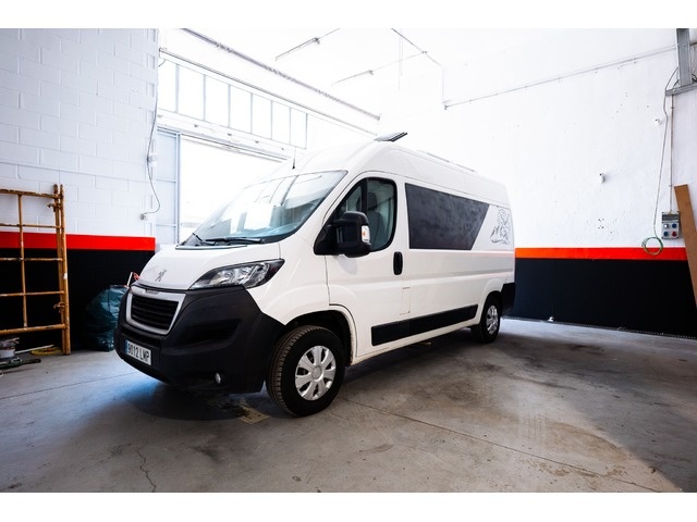 Peugeot Boxer Furgon BlueHDi 120 333 L2H2 88 kW (120 CV) 10