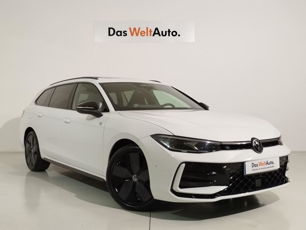 Volkswagen Passat Variant R-Line 2.0 TDI 110 kW (150 CV) DSG Vehículo usado en Barcelona