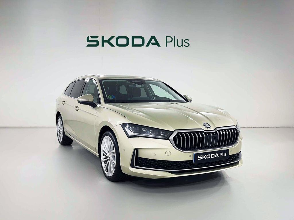 Skoda Superb Combi 1.5 TSI m-HEV Selection DSG 110 kW (150 CV) 12