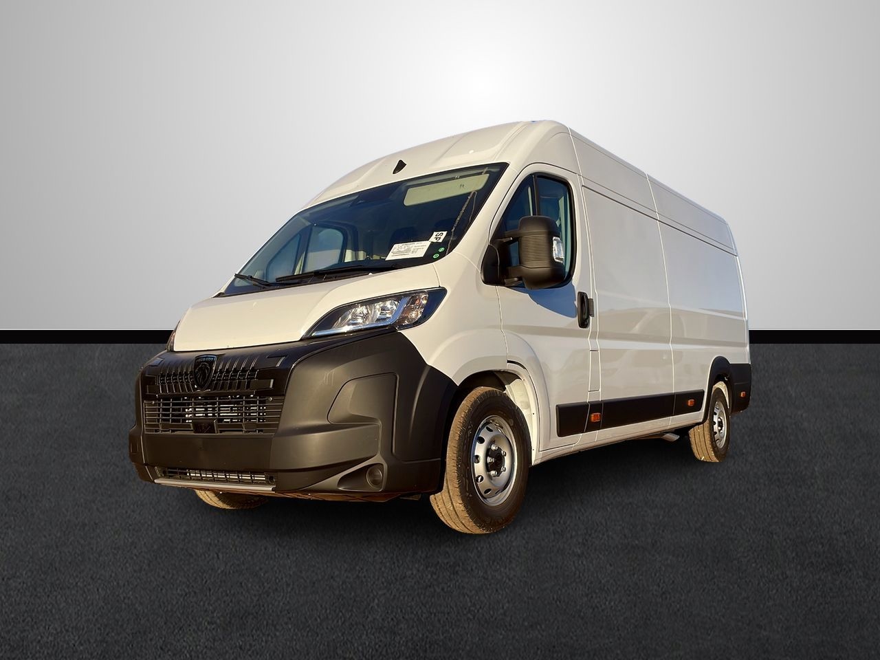 Peugeot Boxer Furgon BlueHDi 140 Heavy L4H2 3.5T 103 kW (140 CV) Vehículo nuevo en Sevilla - 1