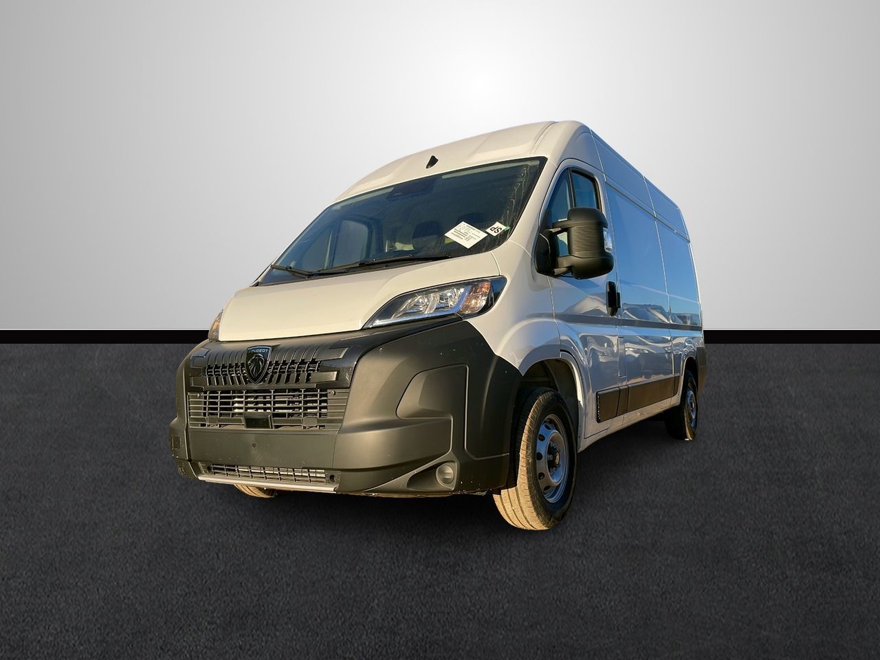 Peugeot Boxer Furgon BlueHDi 140 S&S 333 L2H2 103 kW (140 CV) - Encinas Concepcar SL (ALMOTOR26) - 1