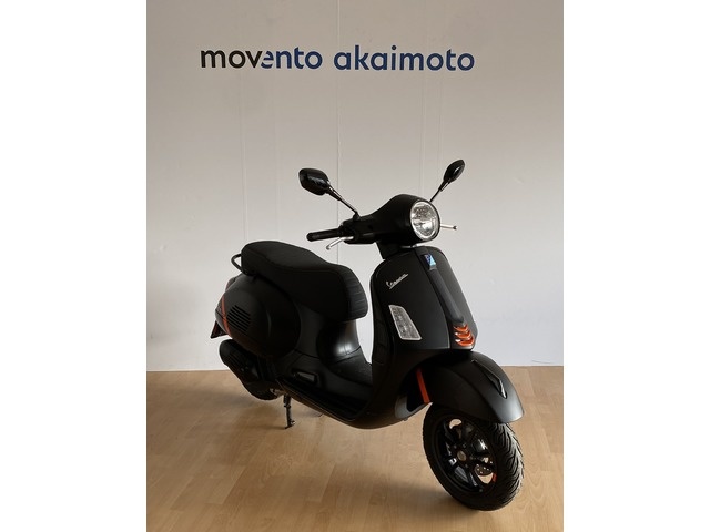 Vespa GTS 125 SUPERSPORT 10 kW (14 CV)