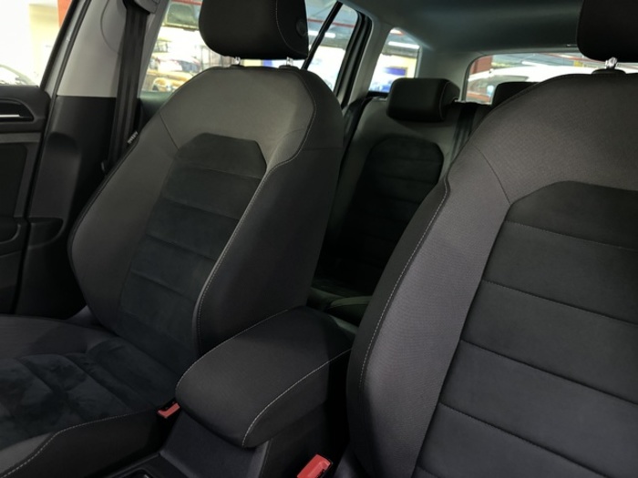 VolkswagenGolf Variant Sport 1.6 TDI BMT 81 kW (110 CV) Vehículo usado en Barcelona - 29 VolkswagenGolf Variant Sport 1.6 TDI BMT 81 kW (110 CV) Vehículo usado en Barcelona - 29