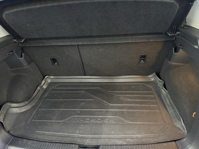 VolkswagenT-Cross Sport 1.0 TSI 85 kW (115 CV) Vehículo usado en Barcelona - 11