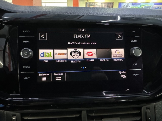 VolkswagenT-Cross Sport 1.0 TSI 85 kW (115 CV) Vehículo usado en Barcelona - 25