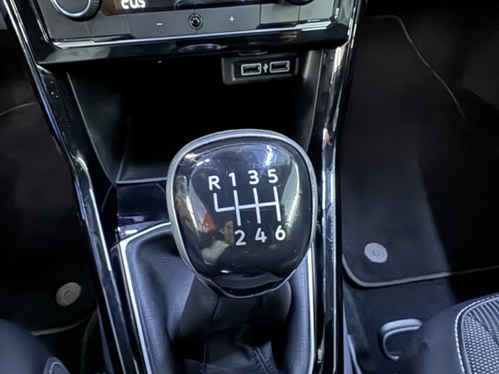 VolkswagenT-Cross Sport 1.0 TSI 85 kW (115 CV) Vehículo usado en Barcelona - 27 VolkswagenT-Cross Sport 1.0 TSI 85 kW (115 CV) Vehículo usado en Barcelona - 27