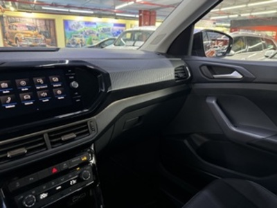 Volkswagen T-Cross Sport 1.0 TSI 85 kW (115 CV) Volkswagen T-Cross Sport 1.0 TSI 85 kW (115 CV)