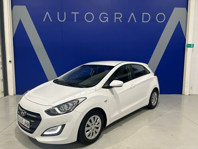 Hyundai i30 1.4 CRDI Tecno 66 kW (90 CV) Vehículo usado en Málaga