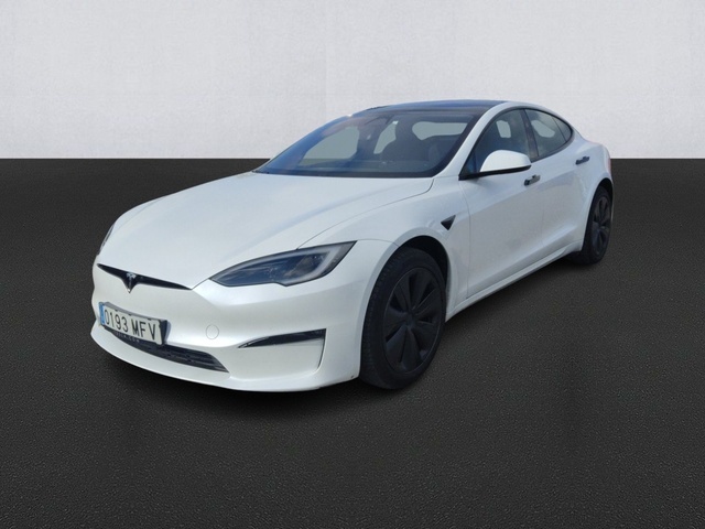 Tesla Model S AWD 493 kW (670 CV) 11