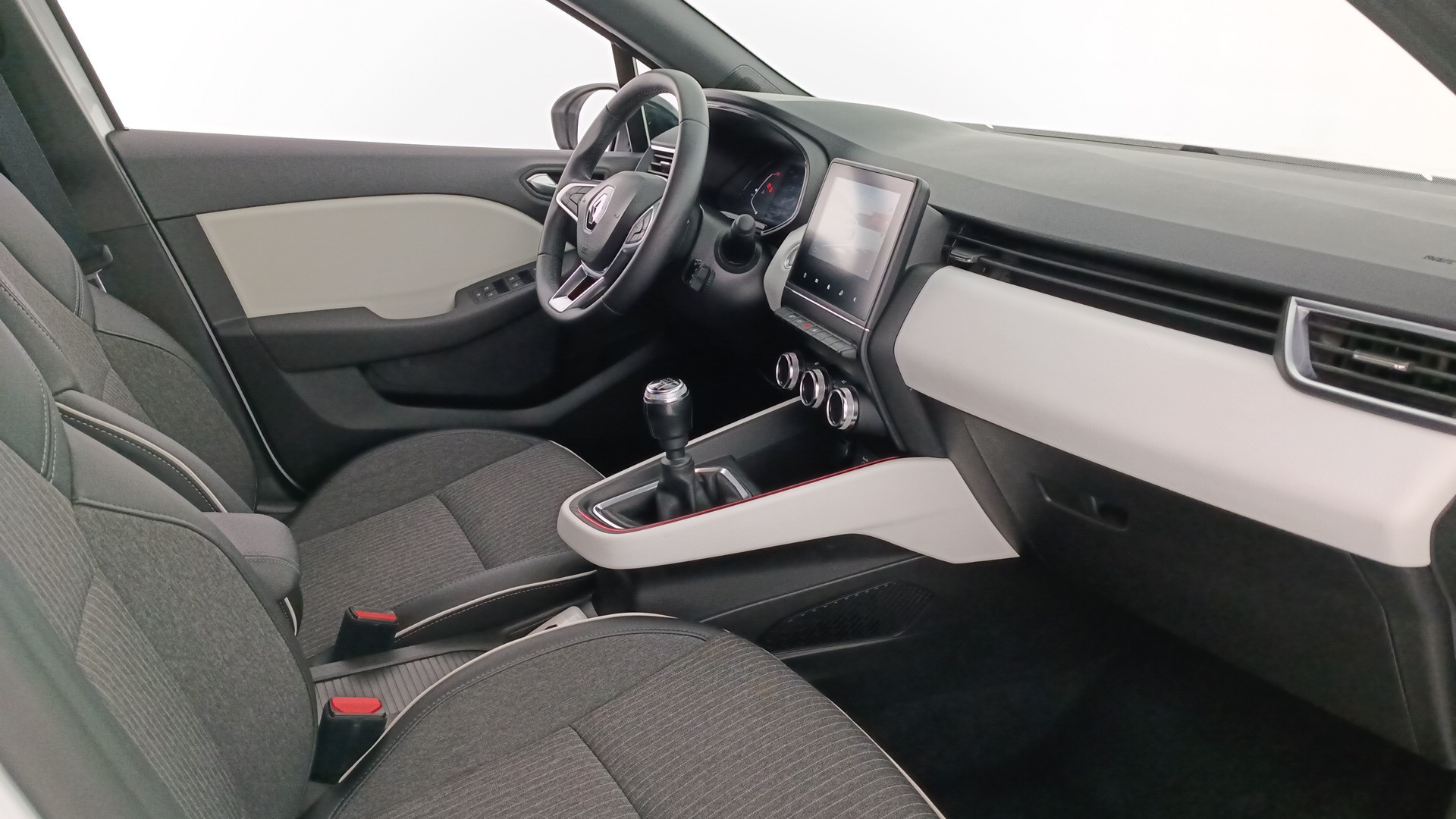Renault Clio Techno TCe 103 kW (140 CV) - 15