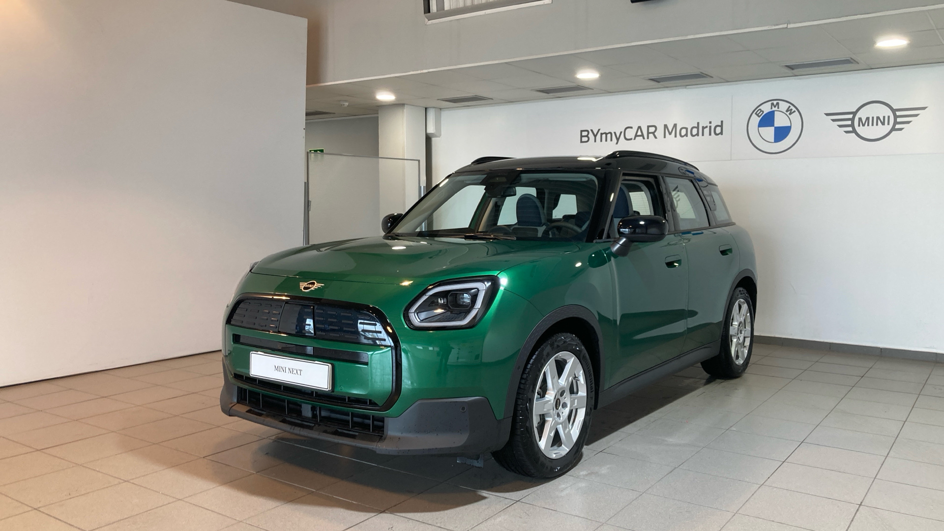 MINI MINI Countryman E 150 kW (204 CV) 9