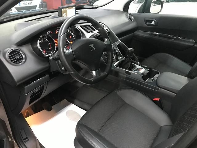 Peugeot3008 1.2 PureTech S&S Allure 96 kW (130 CV) Vehículo usado en Barcelona - 8