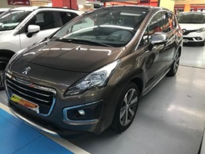 Peugeot 3008 1.2 PureTech S&S Allure 96 kW (130 CV) Peugeot 3008 1.2 PureTech S&S Allure 96 kW (130 CV)