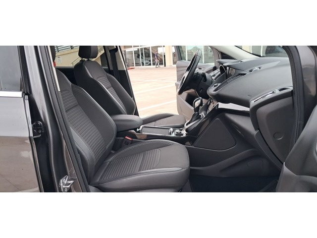 FordKuga 1.5 EcoBoost S&S Titanium 4x4 Auto 132 kW (180 CV) Vehículo usado en Barcelona - 14 FordKuga 1.5 EcoBoost S&S Titanium 4x4 Auto 132 kW (180 CV) Vehículo usado en Barcelona - 14